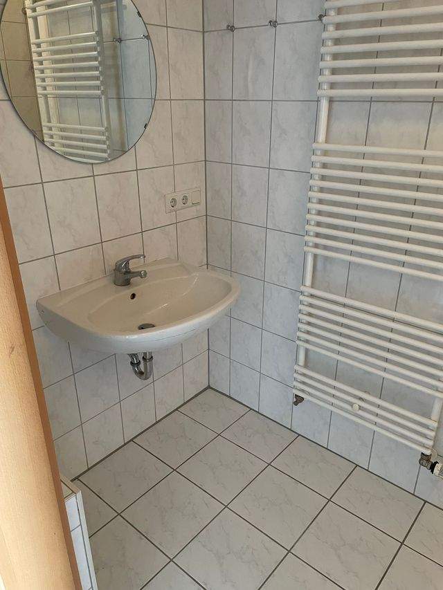 Sehr schöne 3-Zimmer-Wohnung mit Balkon im Ostviertel, Nähe Schillerwiesen - Foto 3