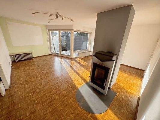 Wohnzimmer / Esszimmer 