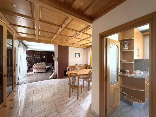 OG 1 / Vorraum, Eingang Küche