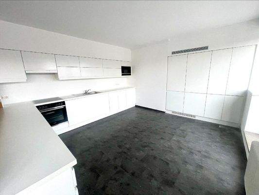 Processed-0E2F95E9-5