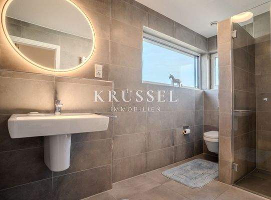 Ein Kinderbadezimmer