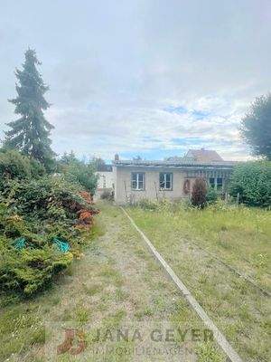 Objektansicht, Rückansicht Garage, AR, Schuppen