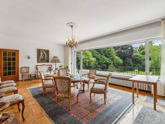 Wohnbereich mit Einrichtung