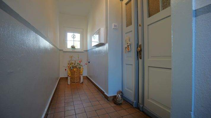 Windfang und Hauseingang