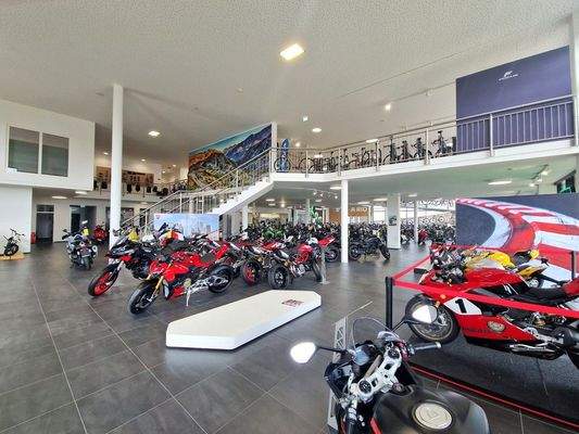 Verkaufshalle Erdgeschoss