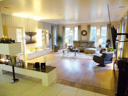 250 m² Unternehmer-Villa mit vielen Extras*****
