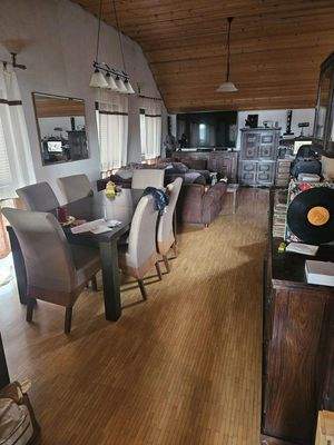 Esszimmer (Foto aus der Küche)