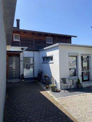 Haus - Eingang mit Anbau