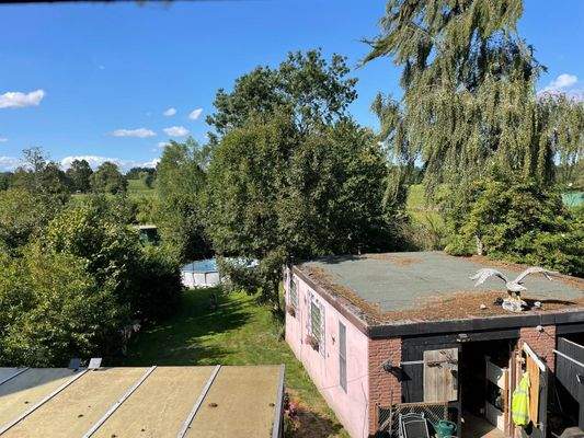 Blick_aus_Fenster_Flur_OG