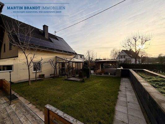 Ausblick in den Garten des Hauses