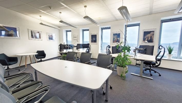 Hybridnutzung als Büro- und Meetingraum