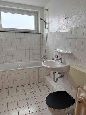 Geräumige 4-Zimmerwohnung mit toller Aussicht zu verkaufen! in Nienburg (Weser)