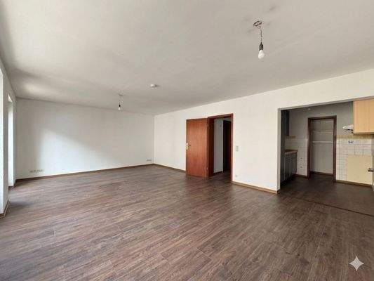 2.OG Wohnzimmer mit Küche