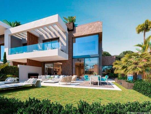 Photo: Town House in Marbella East