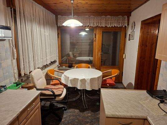 Küche EG mit Terrassenausgang