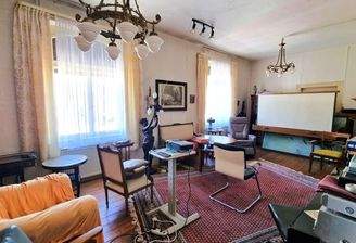 Großzügiges Wohnzimmer
