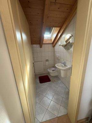 4 Neubau DG WC.jpg