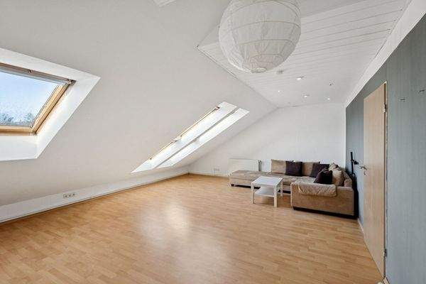 Zimmer mit Ankleide Dachgeschoss