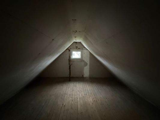 576 Bühne Abstellraum 