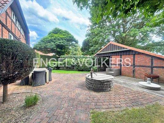 Innenhof mit Brunnen