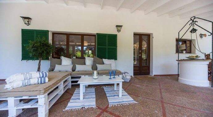 799678bfc8acb81ca2e3a6b8e9cd1628-1740x960-c-center