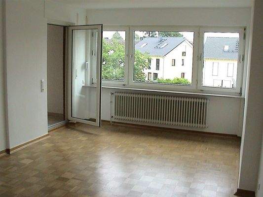 Schlafzimmer 1.OG. mit Zugang zum Wintergarten