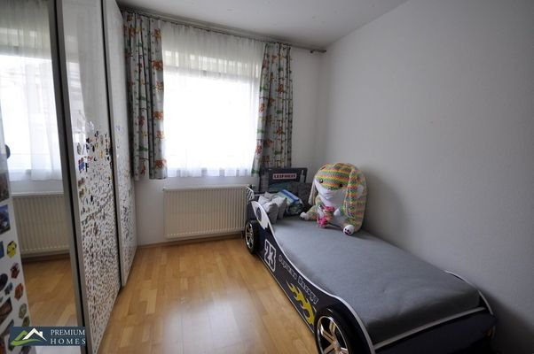 WATTENS - Attraktive 74m² Wohnung - Kinderzimmer