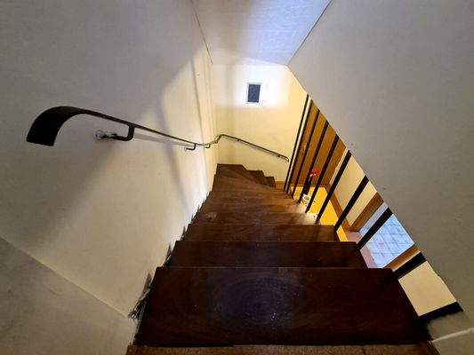 Treppe zum Dachboden.jpg