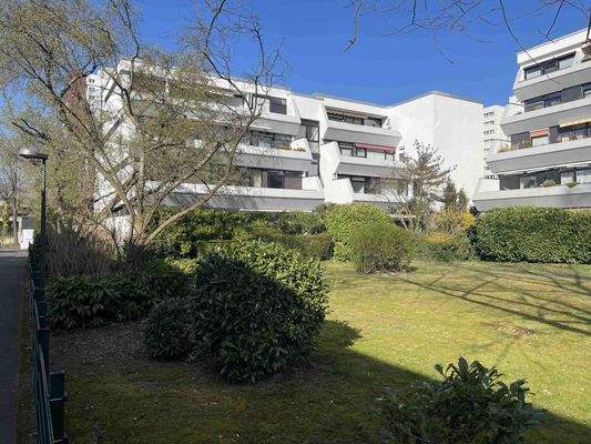 Gartenanlage vor der Wohnung