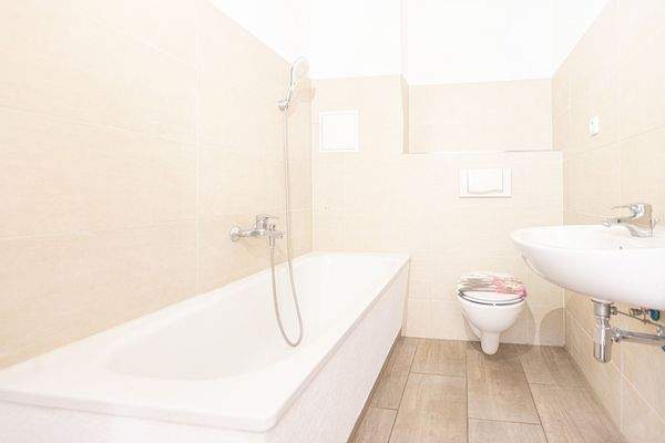 0002EG_Rechts 2 Zimmer Käthe Kollwitz 5 Forst