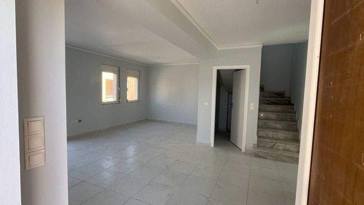 Kreta, Maleme: Villa am Meer zu verkaufen - Teil einer Anlage