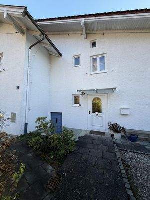 Außenansicht Haus vorne