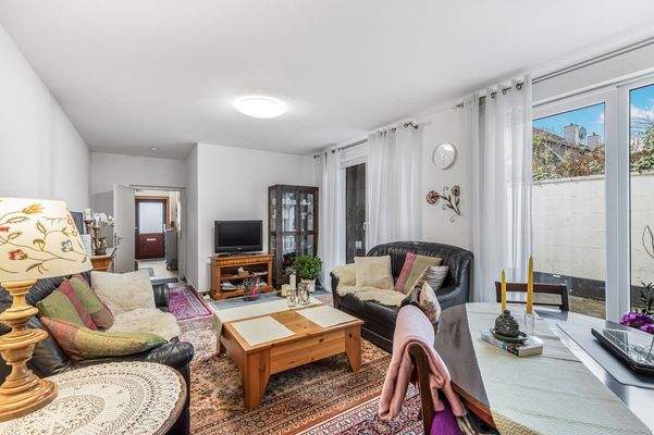 Wohn- und Esszimmer im Erdgeschoss (Ansicht I)