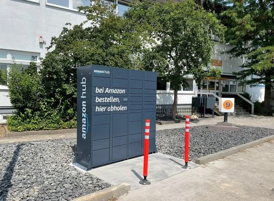 Amazon Locker 