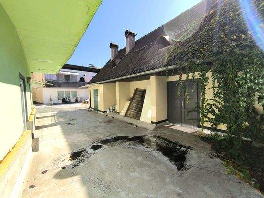 Nebengebäude - Atelier, TOP 6