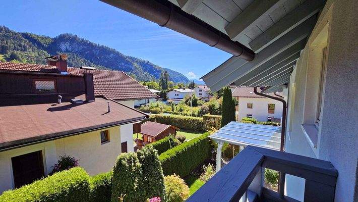 Ausblick Balkon Süden, Sonniges Einfamilienhaus mit Doppelgarage