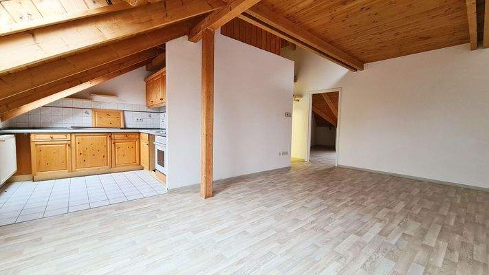 Wohnzimmer und Küche