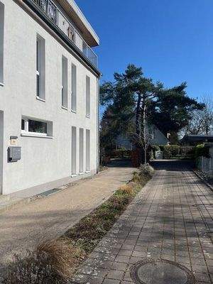 Privatweg zu beiden Häusern