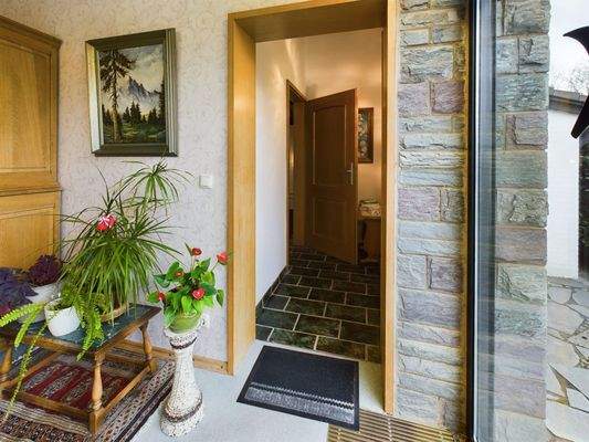 Flur zum Schwimmnbad