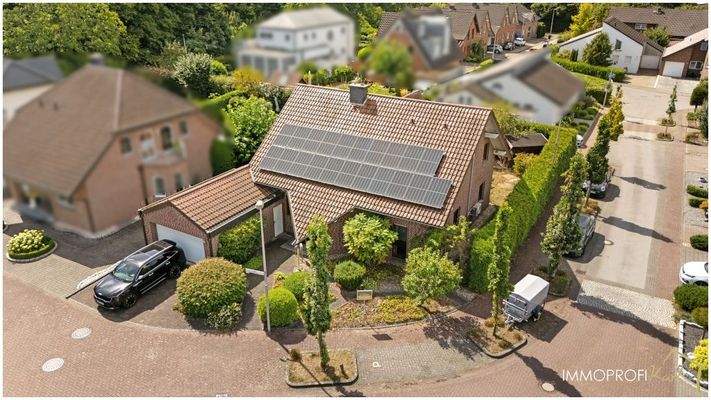 2. Gebäudeansicht.jpg