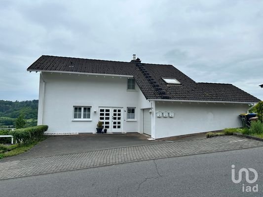 Mehrfamilienhaus