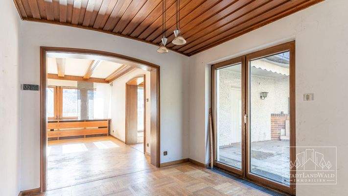 EG - Esszimmer mit Übergang auf Terrasse