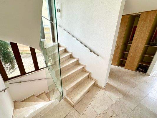 helle und hochwertige Materialien im Haus
