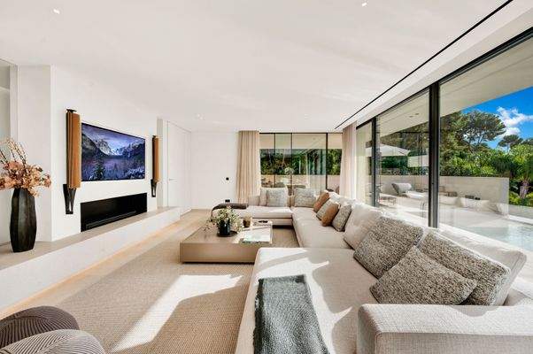 Living area in villa in Portals Nous 2