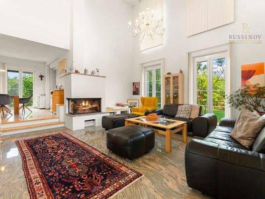 Wohnzimmer mit Kamin