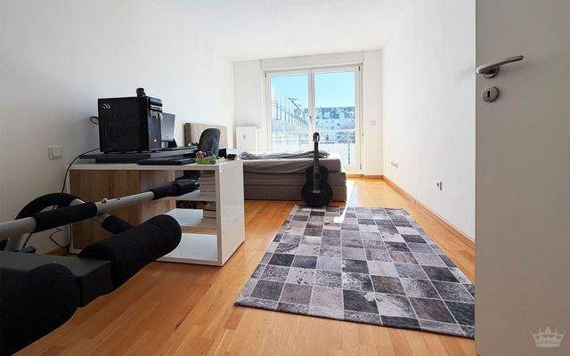 Schlafzimmer zum Innenhof