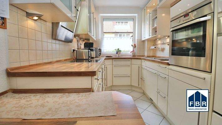 Hochwertige Einbauküche