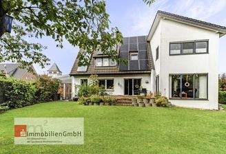 Hausansicht Gartenseite