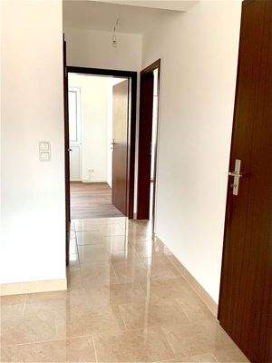 Flur, Blick vom Wohnzimmer