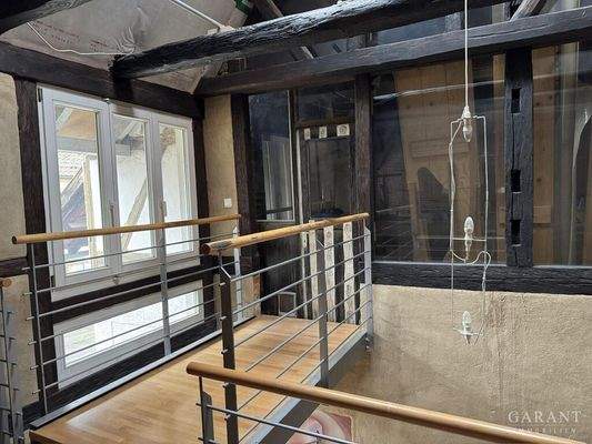 4386C751-74E9-4592-8417-DE38C4E6A878 1 105 c